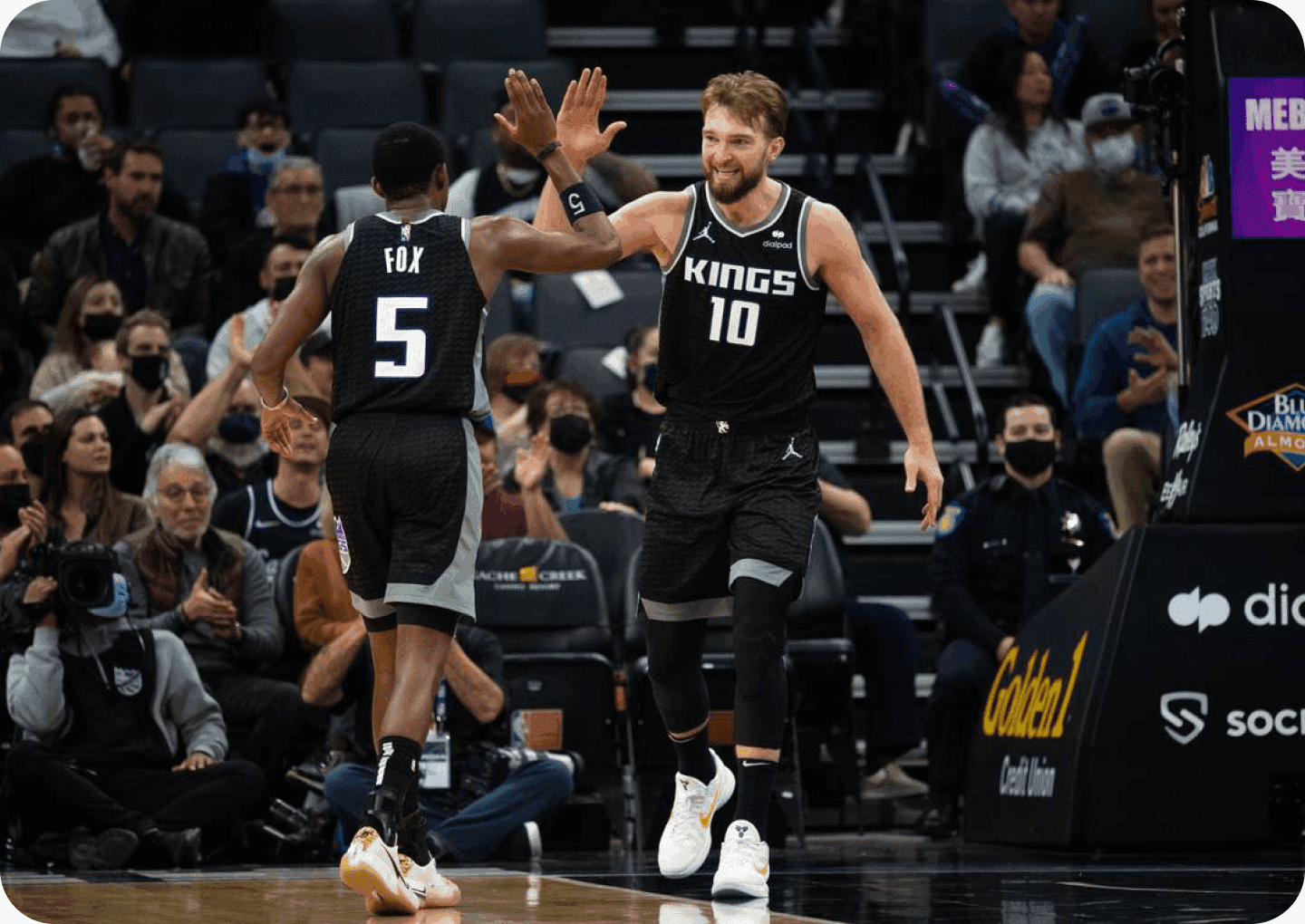 Sacramento Kings in black uniform